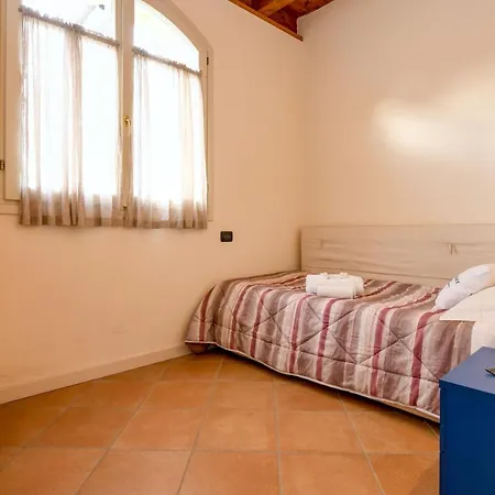 Borgo Del Torchio E6 *